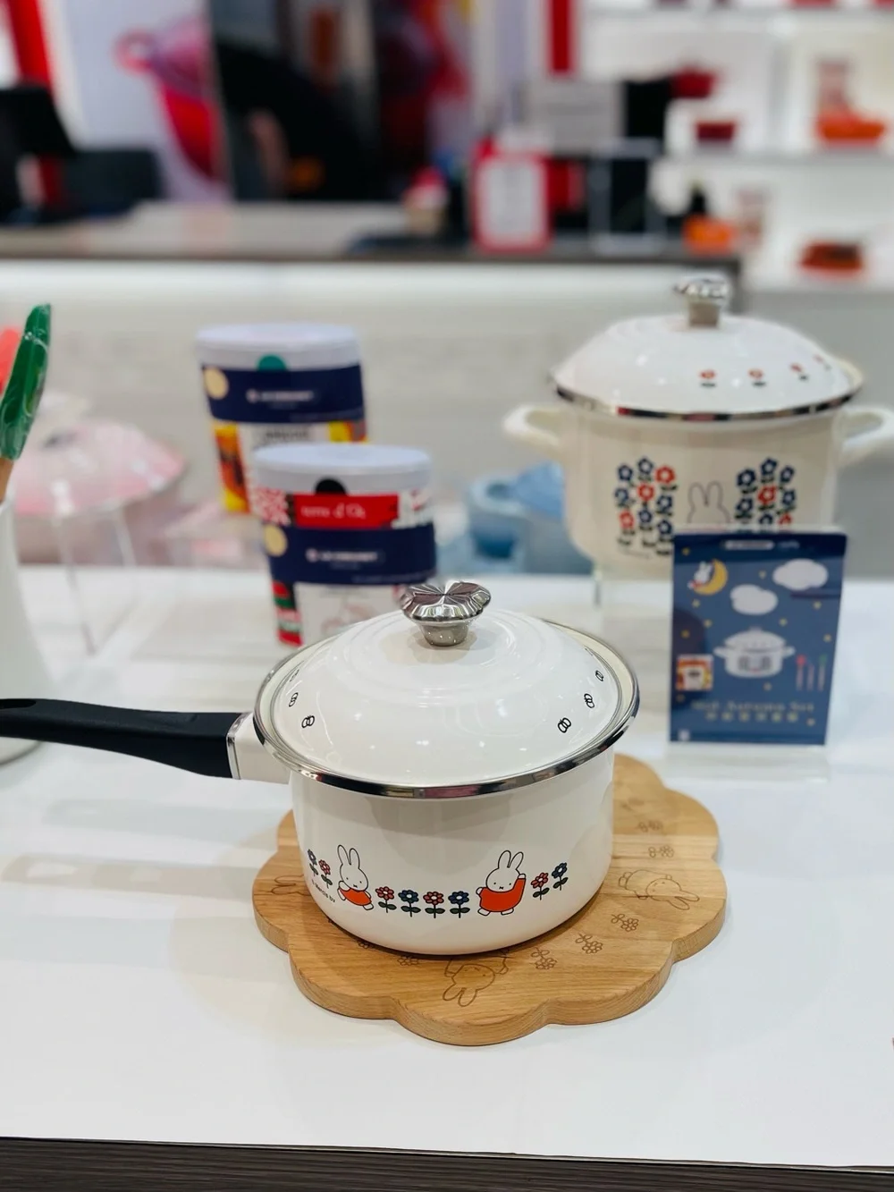New Le Creuset White Enamel Miffy Saucepan with Orange Accents with original box